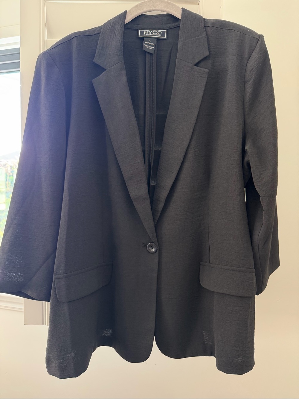NYCC Women's Black Single-Button Blazer